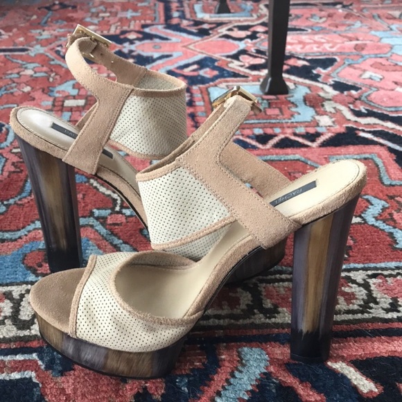 *NWOT* Fits Beautifully Block Heels. *NEVER WORN* - Picture 9 of 10